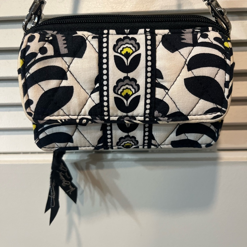 Stylish Vera Bradley Black and White Quilted Women's Cross Bag